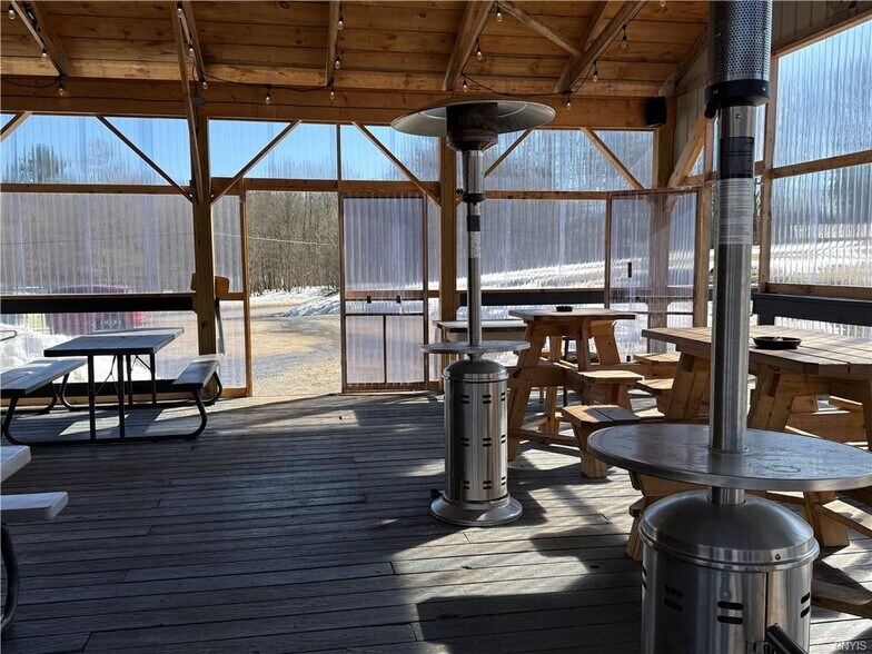 More Photos Of 10825 Taberg Florence Rd, Camden Bar For Sale