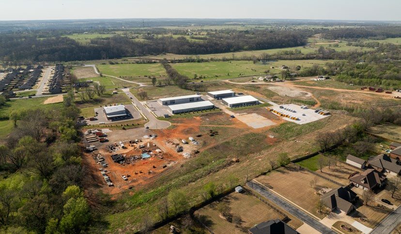 More Photos Of 162 Grading Ln, Cave Springs Unknown For Lease