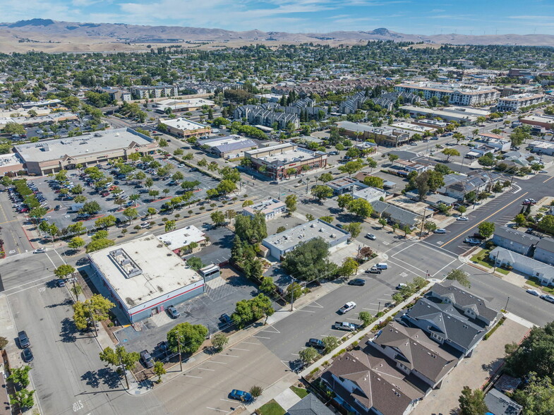 More Photos Of 1593 1st St, Livermore Fast Food For Lease