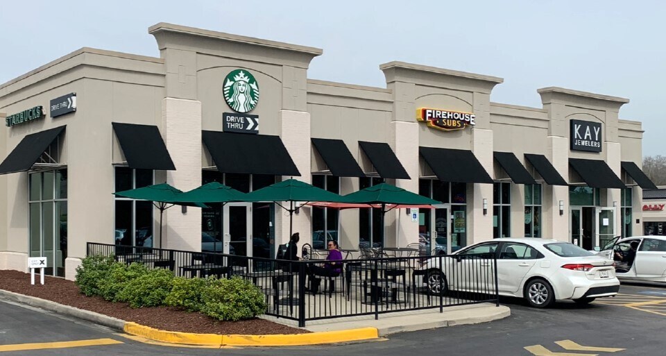 Primary Photo Of 1670 Springdale Dr, Camden General Retail For Lease