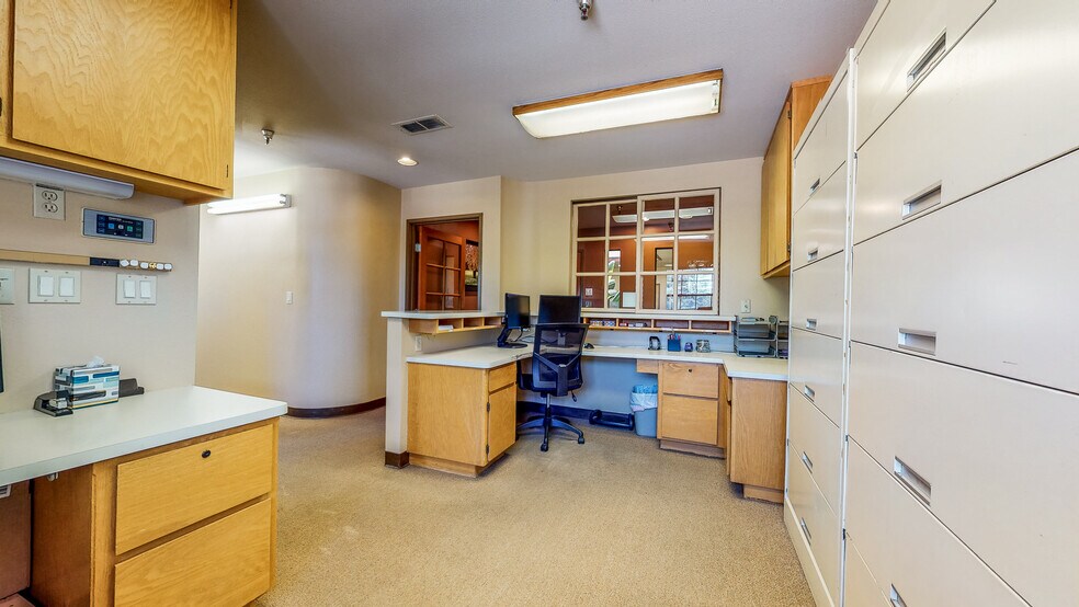 More Photos Of 1331 Medical Center Dr, Rohnert Park Medical For Lease