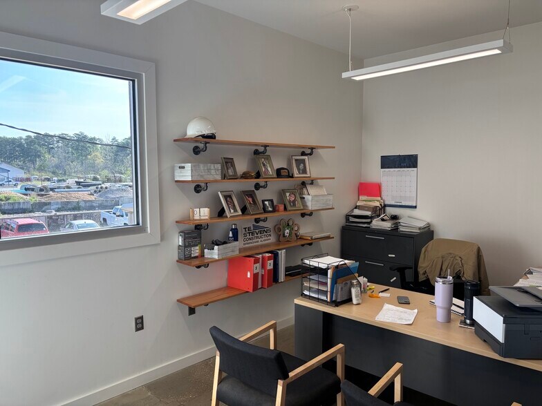 More Photos Of 2511 Ruffner Rd, Birmingham Warehouse For Sale