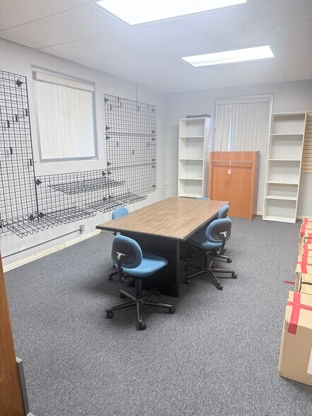 More Photos Of 12368 Valley Blvd, El Monte Manufacturing For Sale