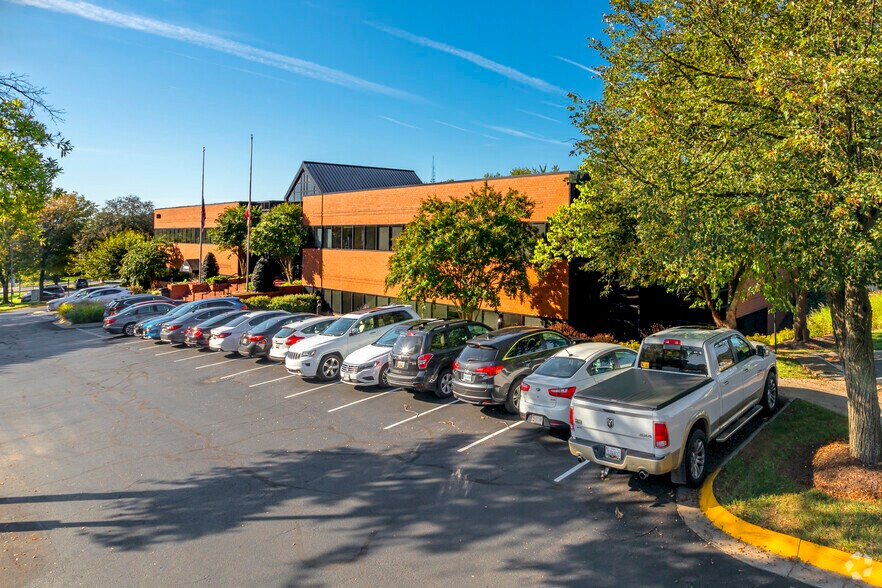 More Photos Of 20410 Observation Dr, Germantown Office For Lease