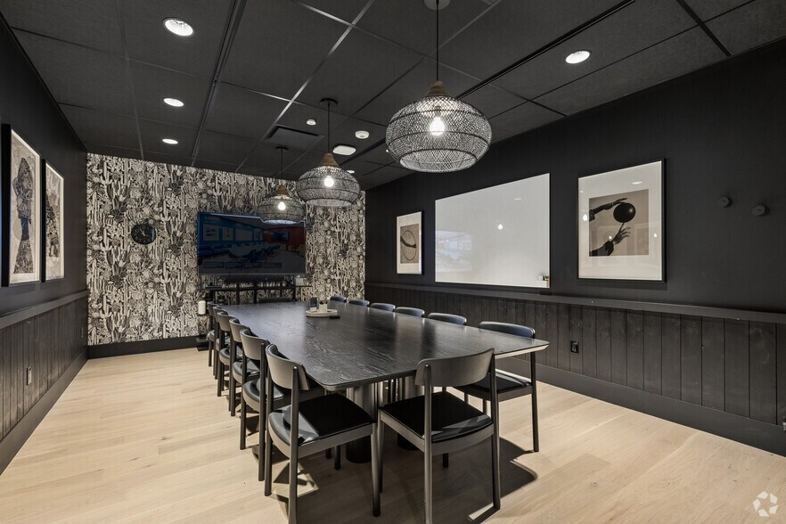 More Photos Of 9840-9850 N Central Expy, Dallas Coworking Space