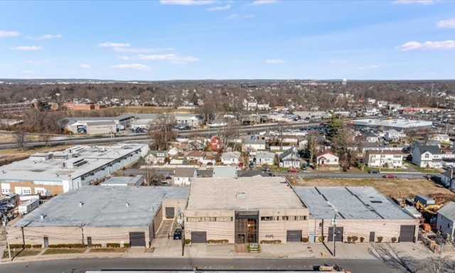 Primary Photo Of 22 Sprague Ave, Amityville Warehouse For Lease