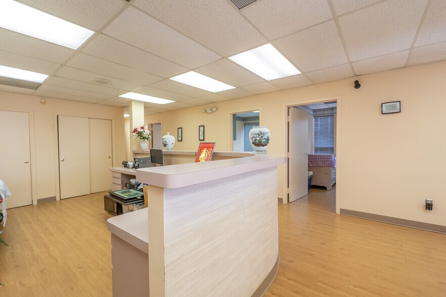 More Photos Of 622 Georges Rd, North Brunswick Medical For Sale