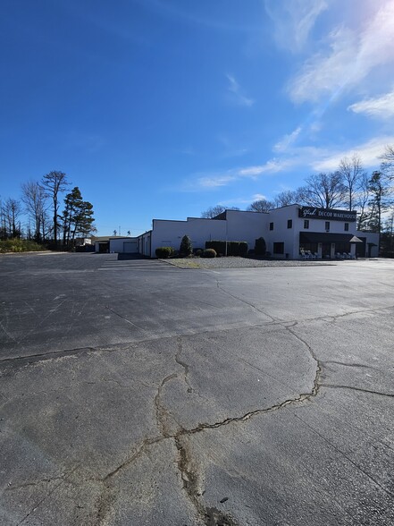 Primary Photo Of 843 McFarland Pky, Alpharetta Warehouse For Sale