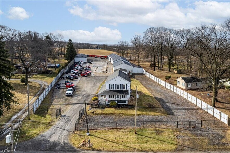 Primary Photo Of 15355 Old Lincoln Way, Dalton Light Manufacturing For Sale