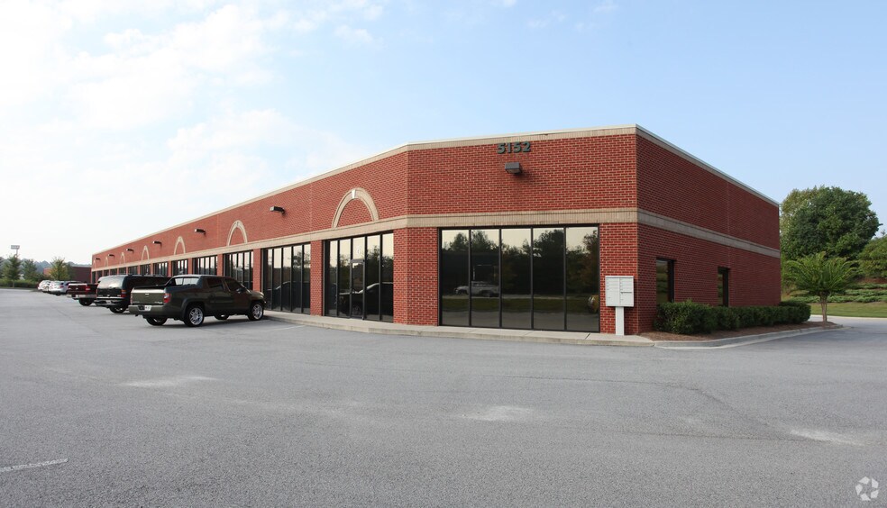 Primary Photo Of 5152 Bellewood Ct, Buford Warehouse For Lease