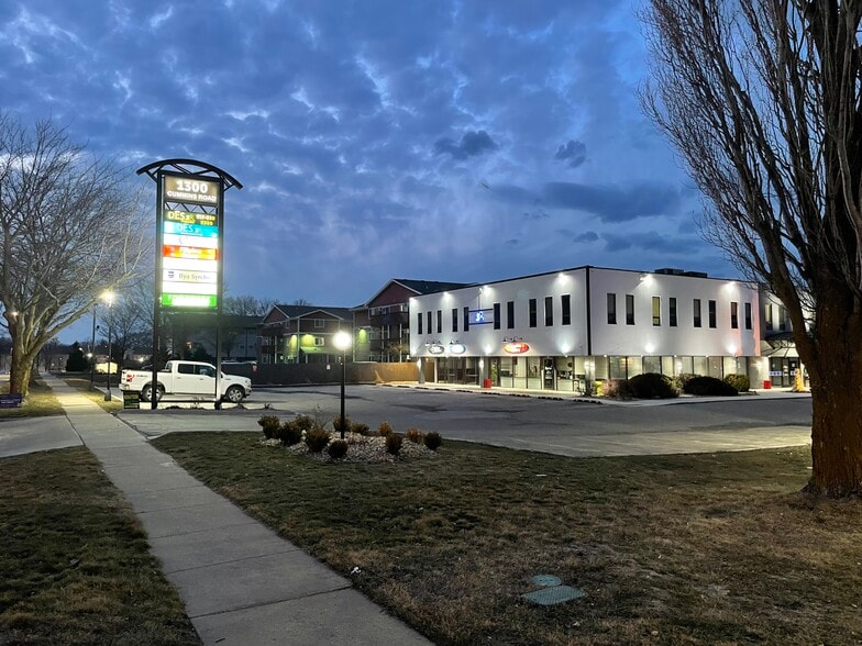 More Photos Of 1300 Cummins Rd, Des Moines General Retail For Lease