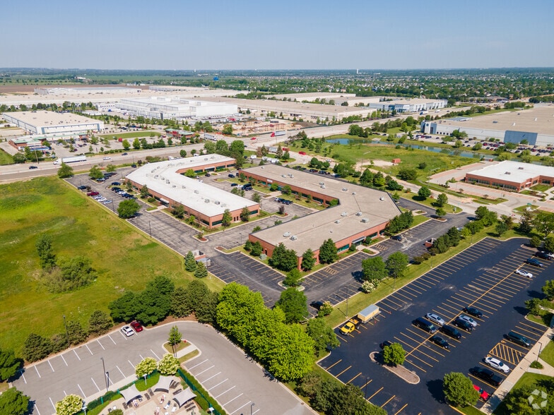 More Photos Of 1231-1251 Windham Pky, Romeoville Office For Sale