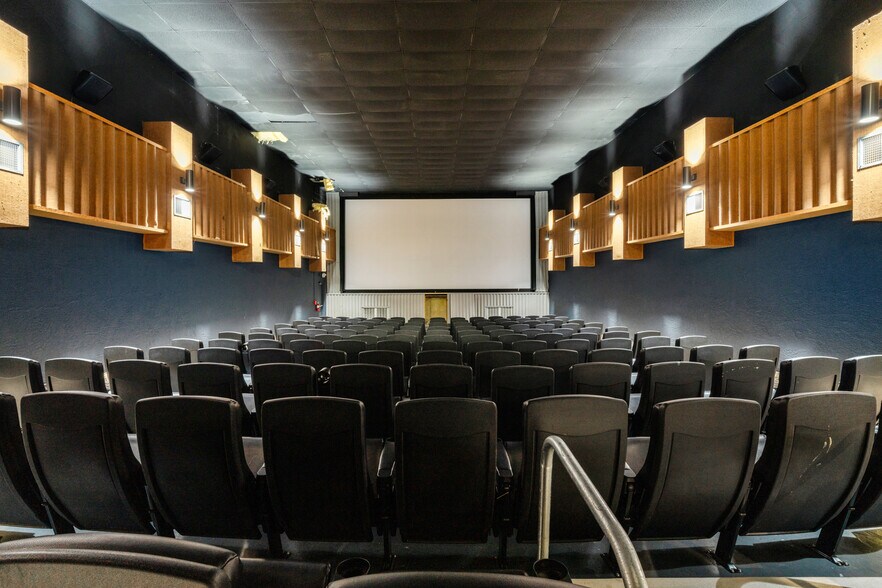 More Photos Of 3750 US Highway 27 N, Sebring General Retail For Lease