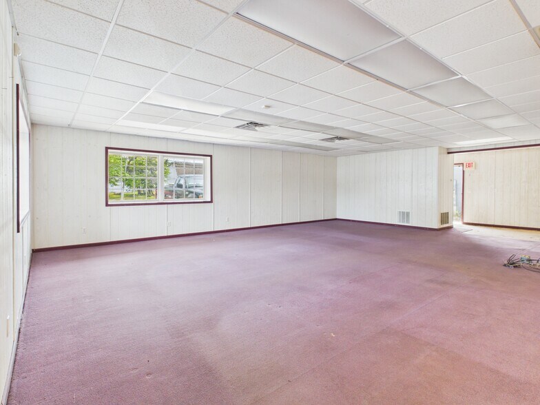 More Photos Of 3164 Lewis Ave, Ida Medical For Lease