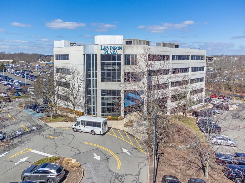 More Photos Of 2 Lincoln Hwy, Edison Medical For Lease