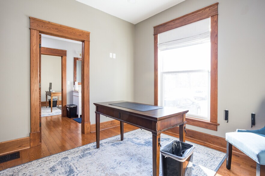 More Photos Of 502 W Main St, Danville Office For Sale