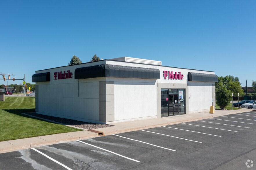 More Photos Of 8055 W Bowles Ave, Littleton Unknown For Lease
