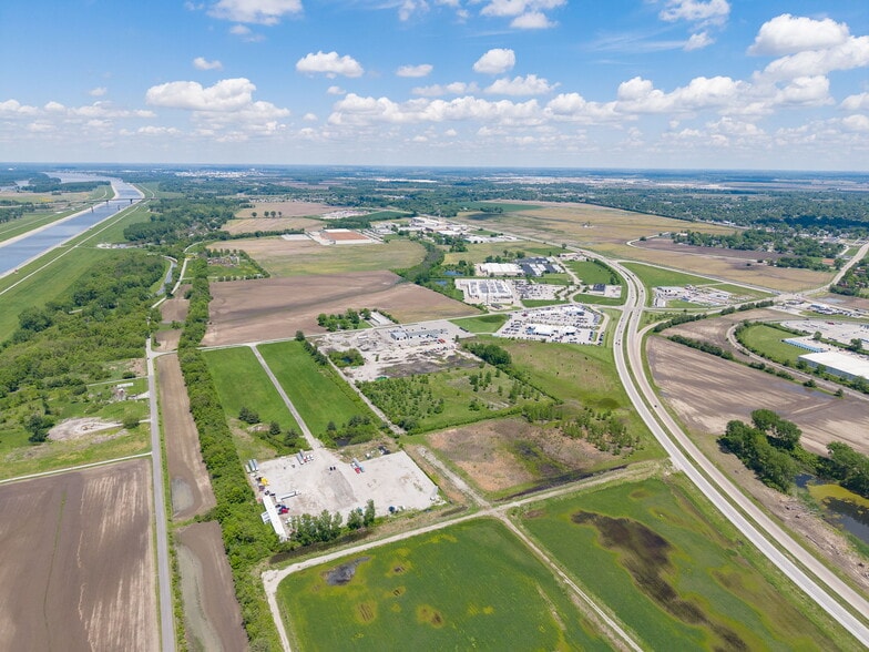 More Photos Of 440 W Pontoon Rd, Granite City Land For Sale