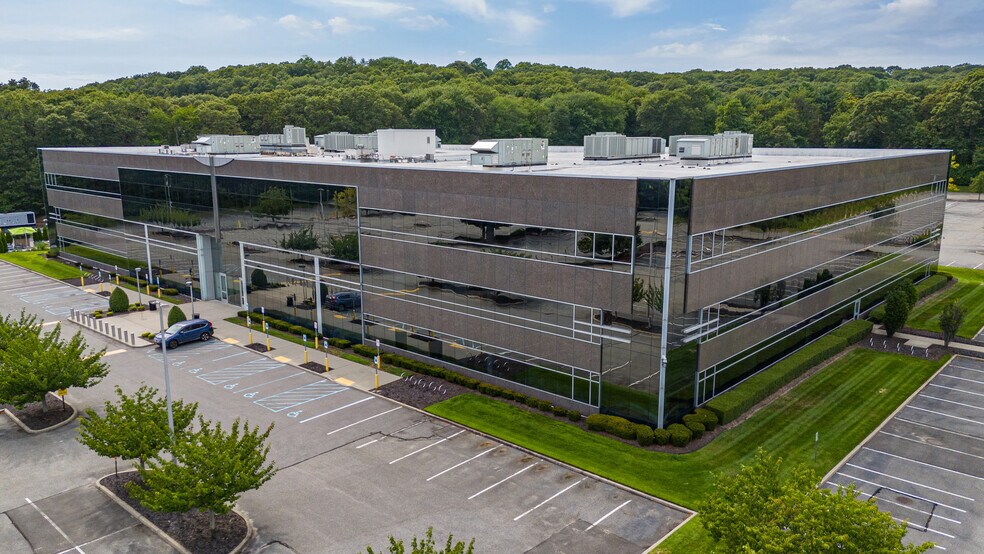 Primary Photo Of 1307 Walt Whitman Rd, Melville Office For Sale