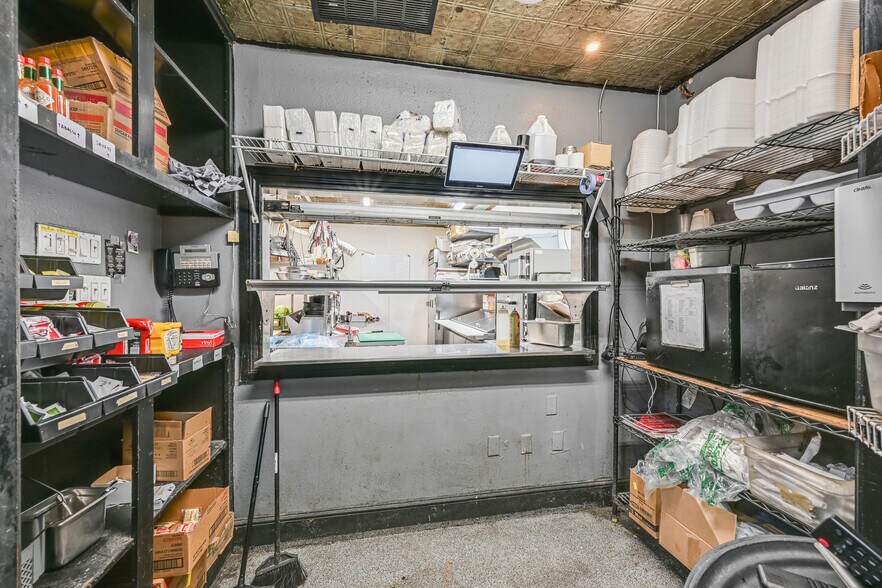 More Photos Of , Grapevine General Retail For Sale