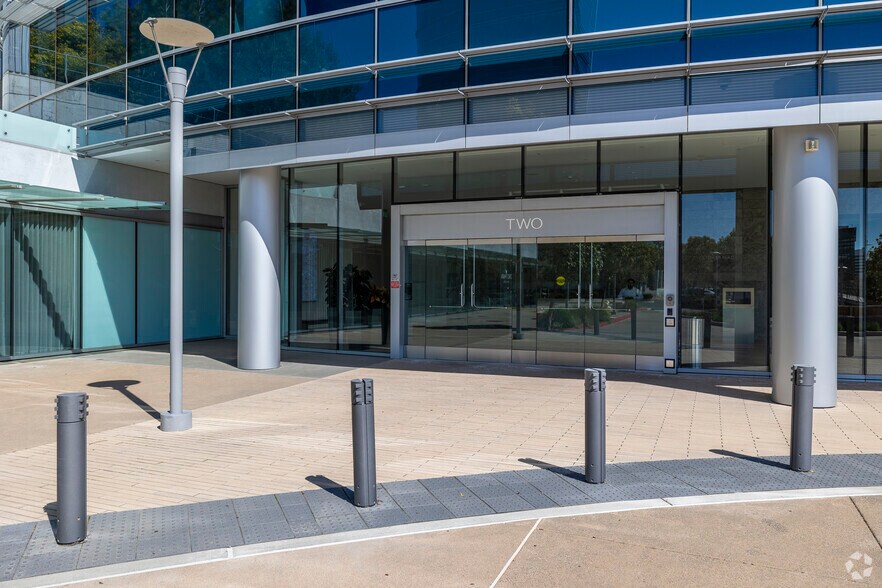 More Photos Of Two Tower Pl, South San Francisco Medical For Lease