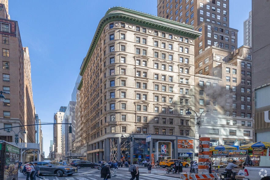 Primary Photo Of 545 Fifth Ave, New York Office For Lease