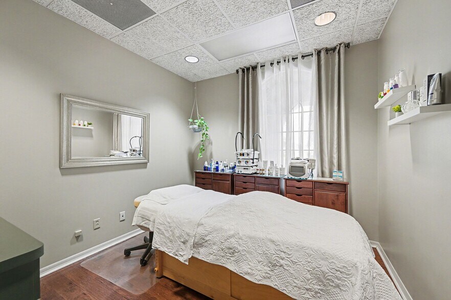 More Photos Of 1727 N Atlantic Ave, Cocoa Beach Medical For Sale