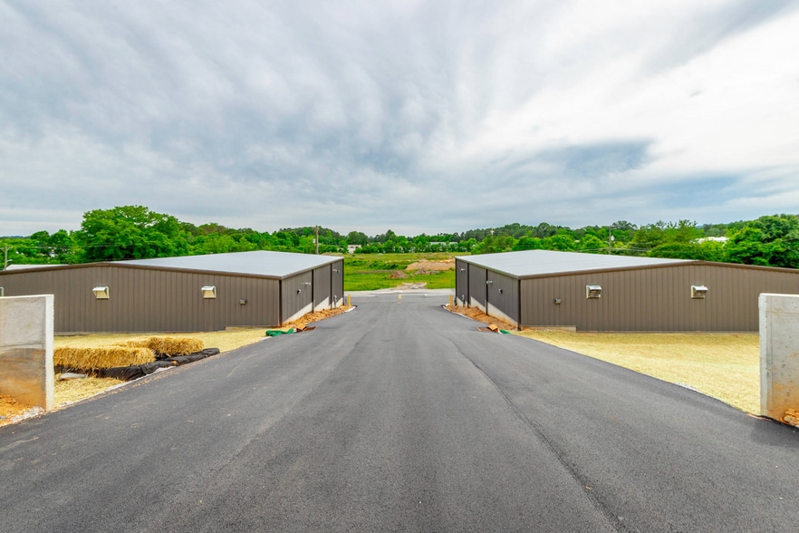 More Photos Of 3902 Caine Lane, Chattanooga Industrial For Lease