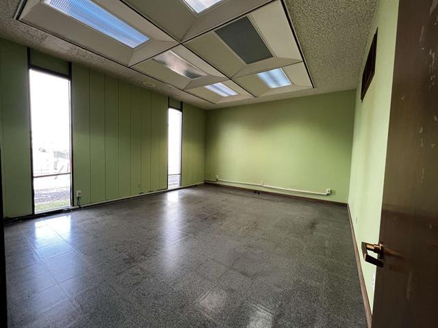 More Photos Of 805 Park Ave, Beaver Dam Industrial For Lease