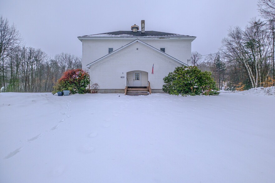 More Photos Of 184 Route 108, Rumford Freestanding For Sale