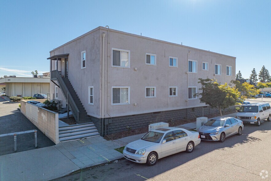 More Photos Of 630 W Washington St, San Diego Apartments For Sale