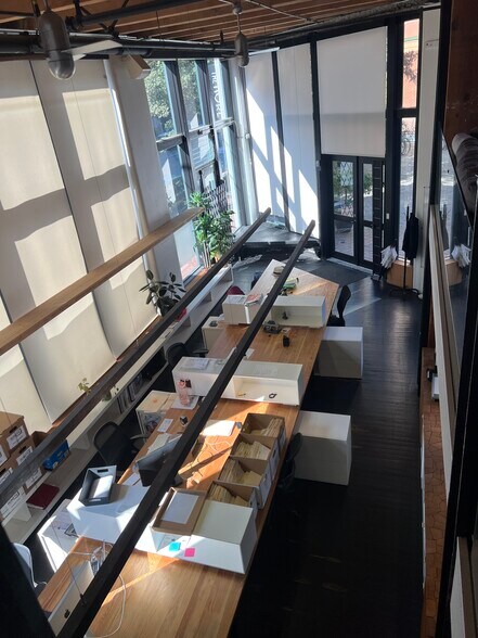 More Photos Of 1 E Cordova St, Vancouver Apartments For Lease