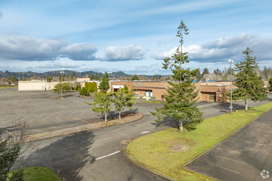 More Photos Of 901 & 1017 S BOONE ST, Aberdeen General Retail For Sale