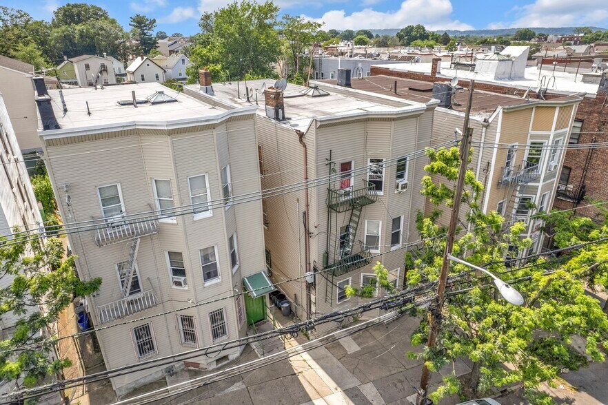 More Photos Of 127 Parker Ave, Passaic Multifamily For Sale
