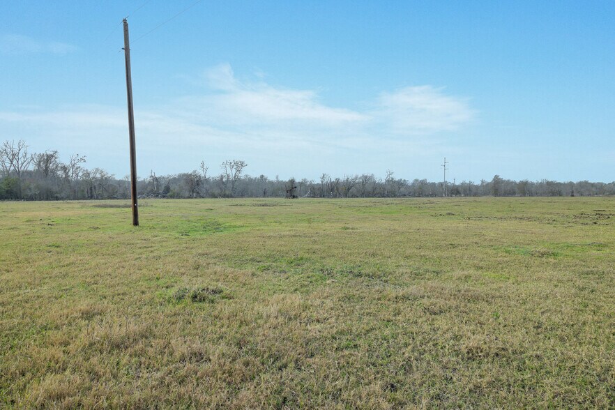 More Photos Of 1144 Treetop ln, Luling Land For Sale