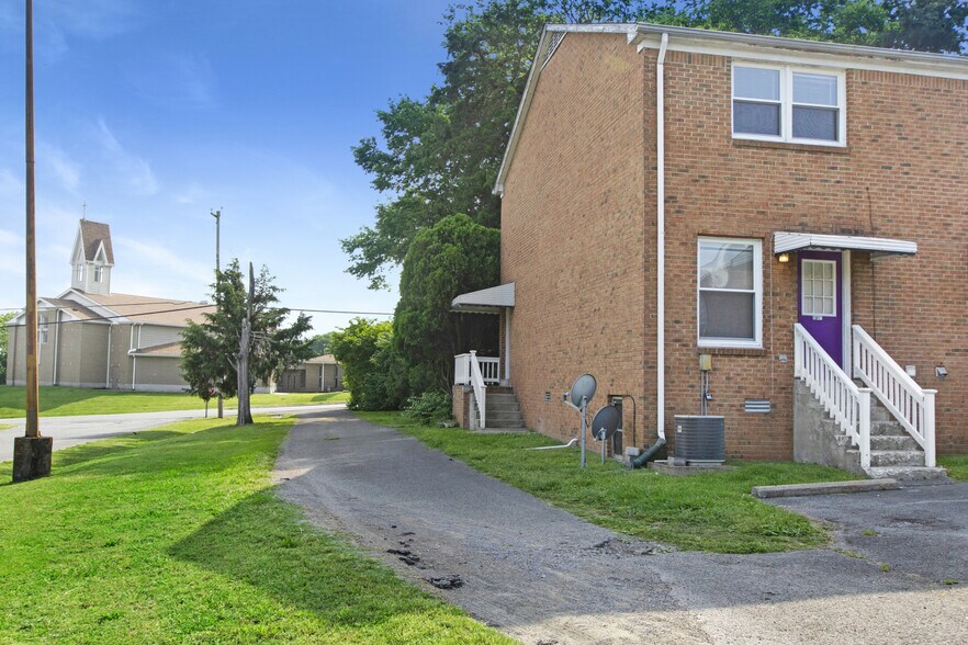 Primary Photo Of 1012-1032 Hickory Hill Ln, Hermitage Apartments For Sale