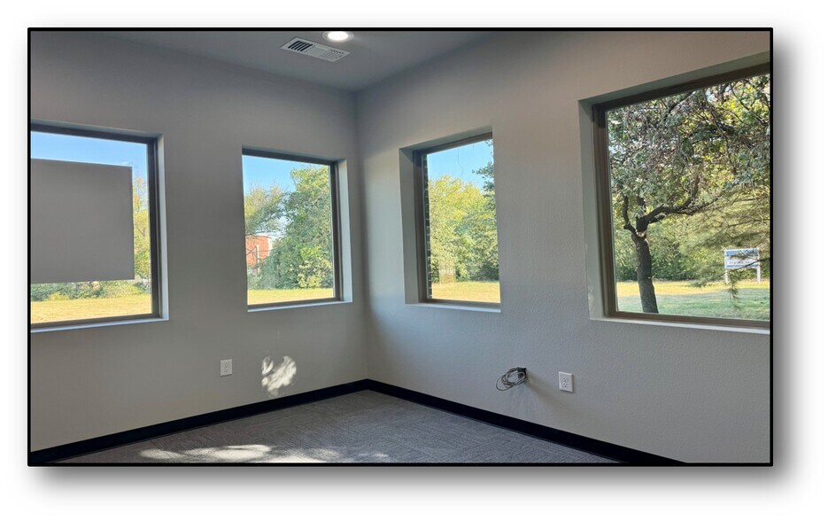 More Photos Of 6416 Colleyville Blvd, Colleyville Office For Sale