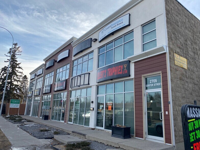 More Photos Of 2705 Centre St NW, Calgary Coworking Space
