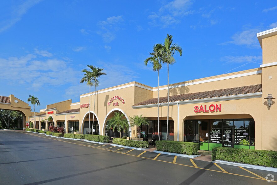 More Photos Of 566-700 N US Highway 1, Tequesta Storefront For Lease
