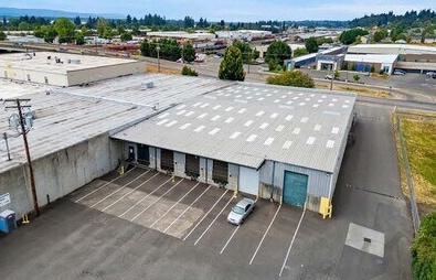 More Photos Of 1401 W Fourth Plain Blvd, Vancouver Manufacturing For Lease
