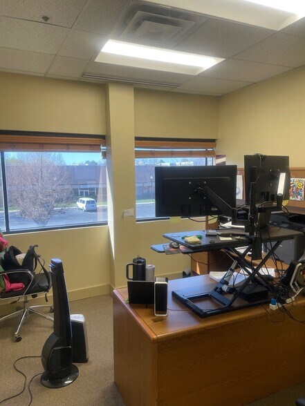 More Photos Of 476 Heritage Park Blvd, Layton Office For Lease