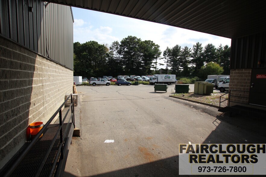 More Photos Of 210 West Parkway, Pompton Plains Light Distribution For Lease