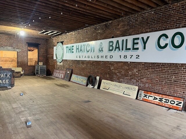 More Photos Of 10 Commerce St, Norwalk Storefront Retail Residential For Sale