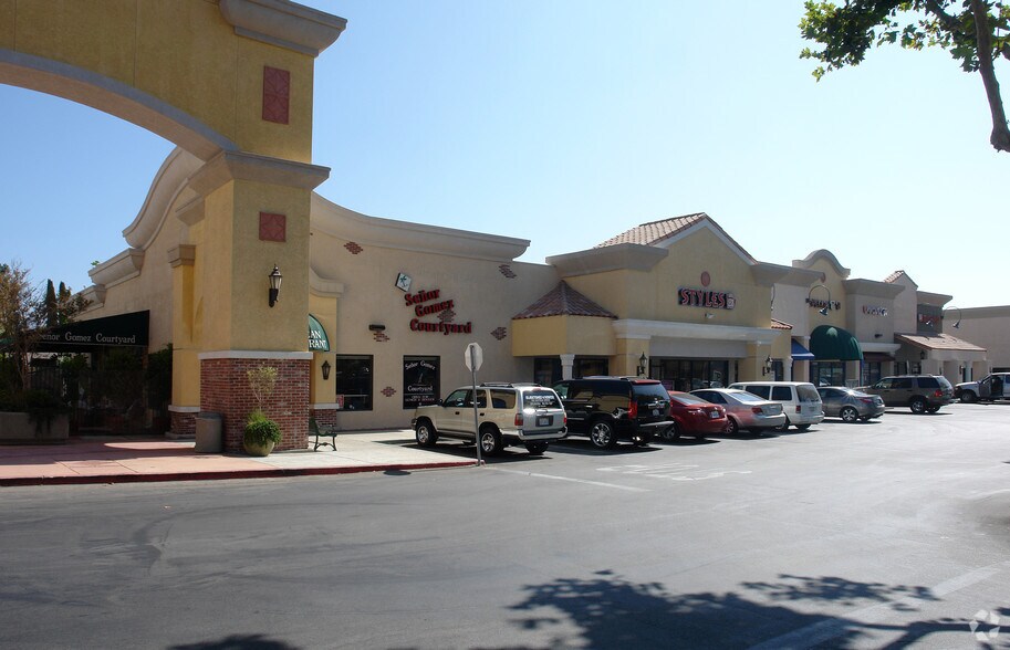 More Photos Of 2860-3090 Cochran St, Simi Valley Unknown For Lease