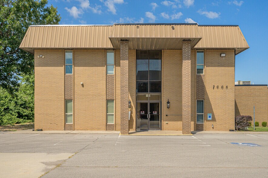 More Photos Of , Bethany Office For Sale