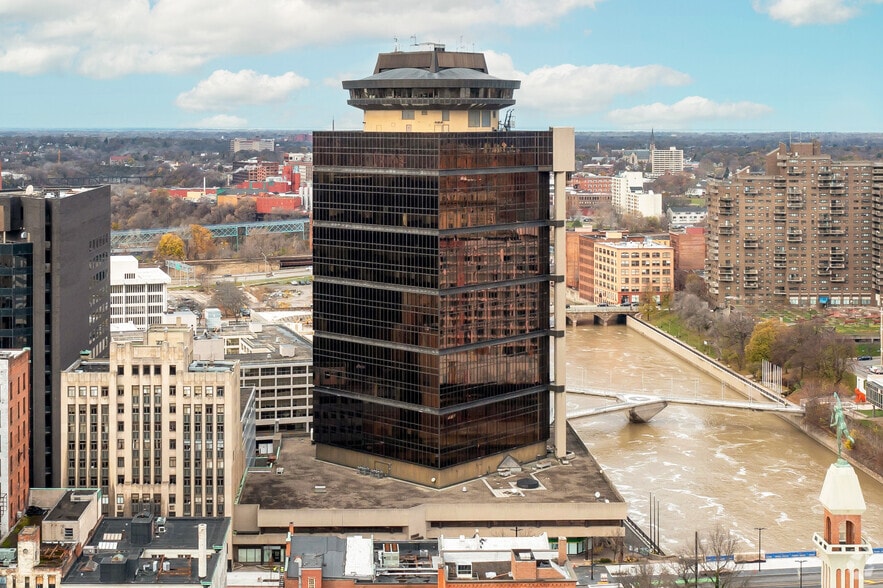 More Photos Of 26-28 E Main St, Rochester Office Residential For Lease