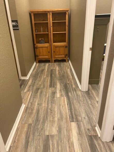 More Photos Of 25074 Olympia Ave, Punta Gorda Medical For Sale