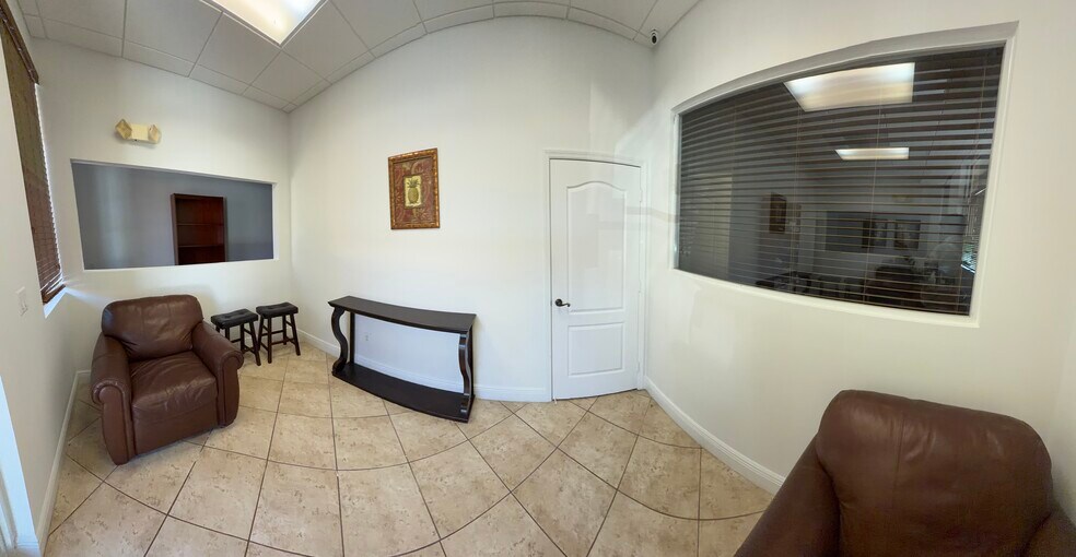More Photos Of 5791A NW 151st St, Miami Lakes Office For Sale