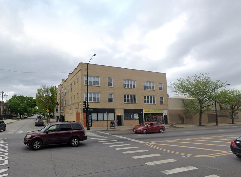 Primary Photo Of 5030-5034 W North Ave, Chicago Apartments For Lease