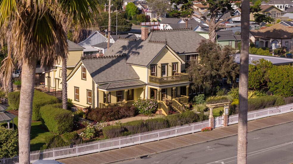 More Photos Of 149 Cayucos Dr, Cayucos Hospitality For Sale